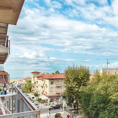 Appartamento Versilia Lido di Camaiore